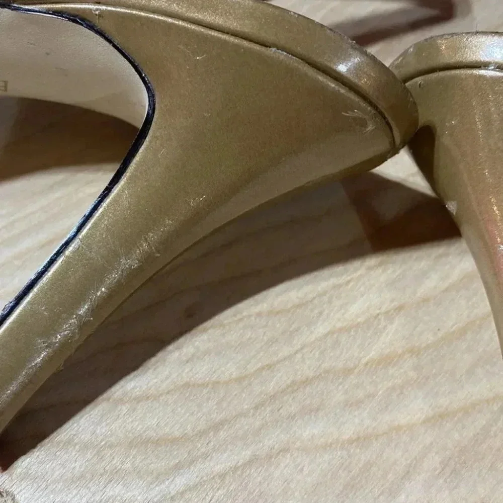 Anne Klein gold Heels